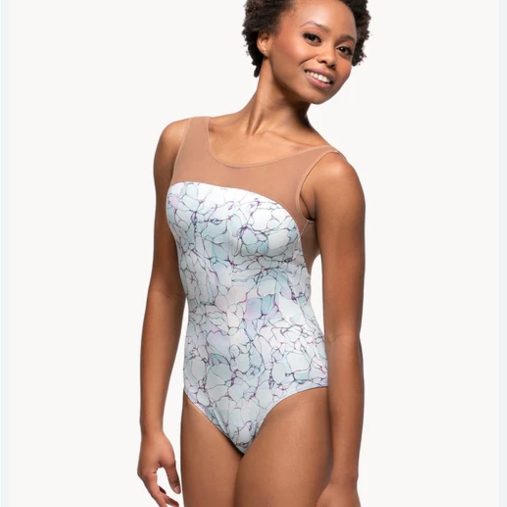 ELEVE LADIES LEO MEDIUM